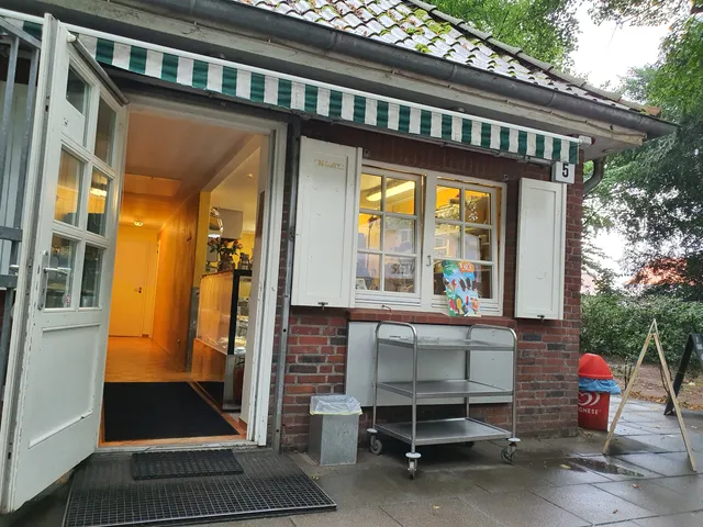 Jeff's Cheesecake Cafe