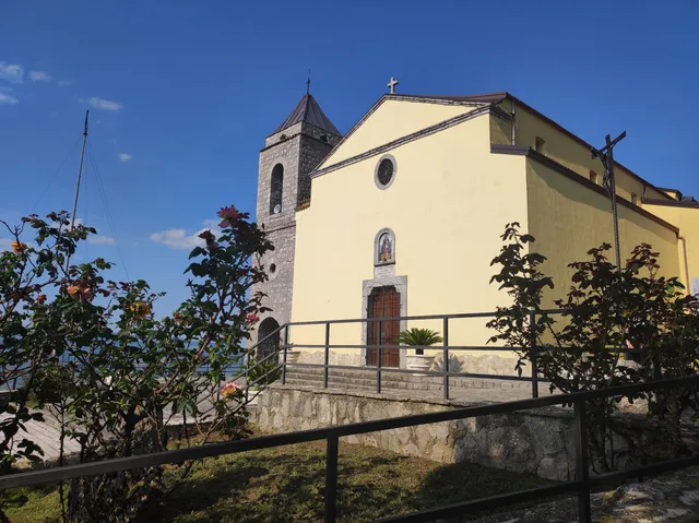 Santuario Madonna Del Roseto