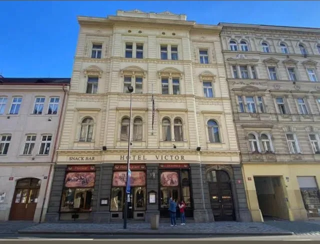 Hotel Victor