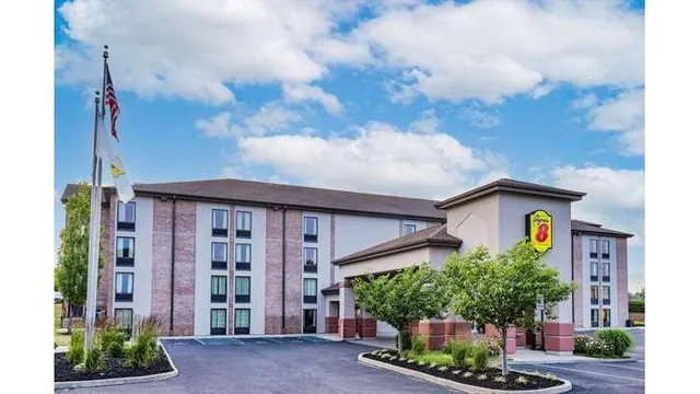 Super 8 by Wyndham Mount Laurel