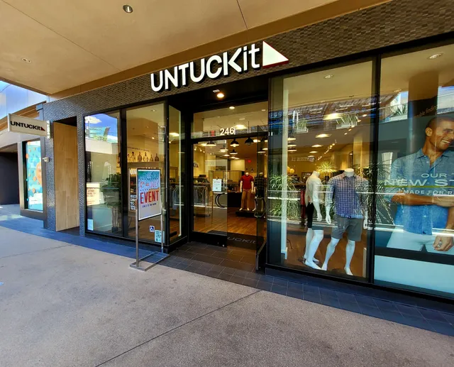 UNTUCKit