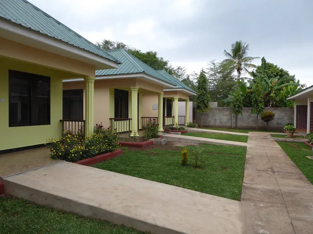 Twiga Campsite & Lodge