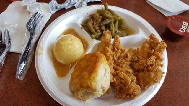 Lee's Famous Recipe Chicken