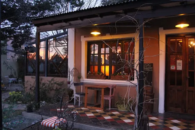 Casa Latina Hostel y Restaurante