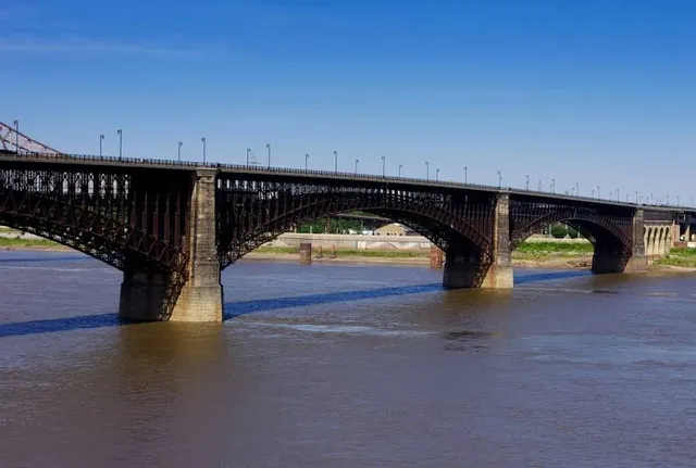 Eads Bridge
