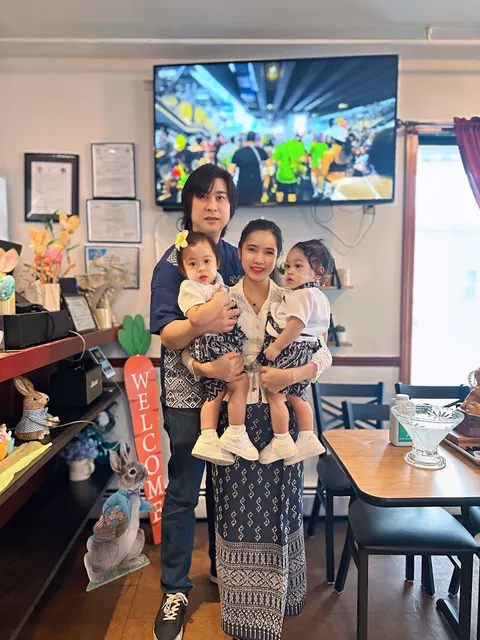 Taste the Thai & Sushi House