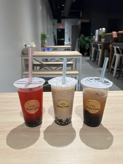 Mama Yang and Daughter