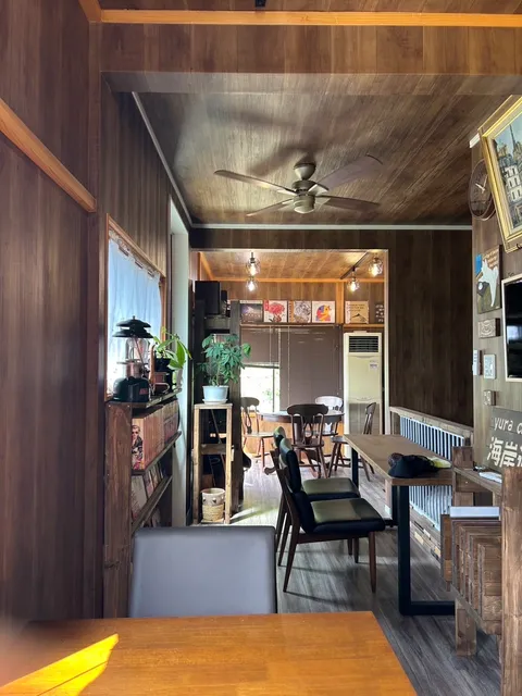 yura cafe 海岸通り