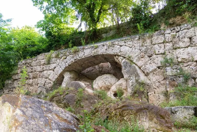 Ponte Del Toro