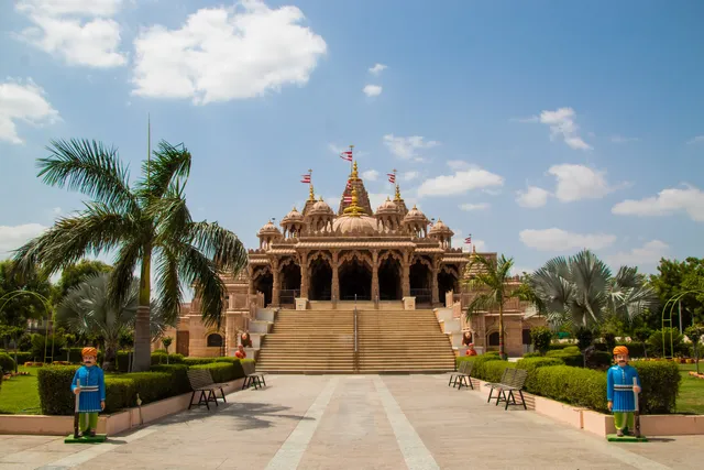 SMVS Swaminarayan Mandir, Mehsana