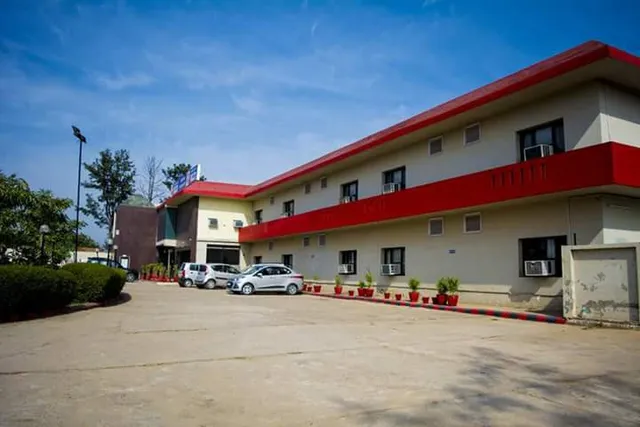 Suryansh Hotel, Sohna