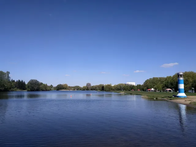 Komsomol'skoye Ozero