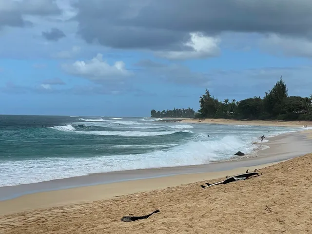 ʻEhukai Beach Park