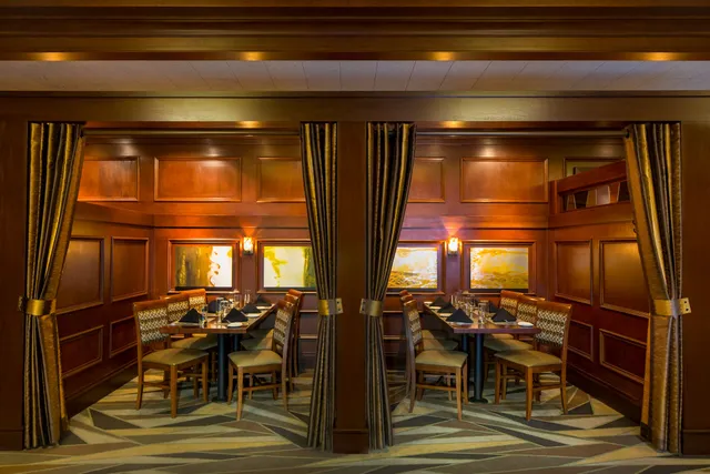 McCormick & Schmick's Seafood & Steaks