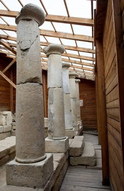 Horizont Thracian Tumulus