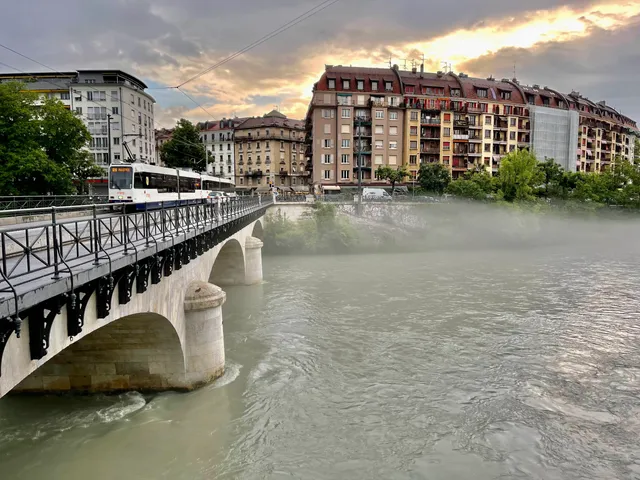 Bridge Le Pont de Carouge