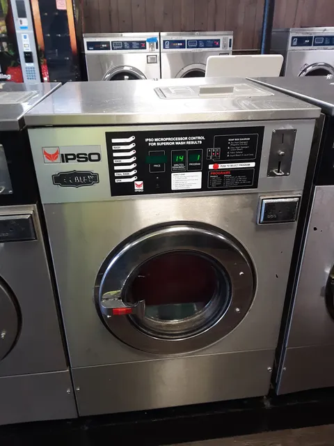 Load Em Up Laundromat