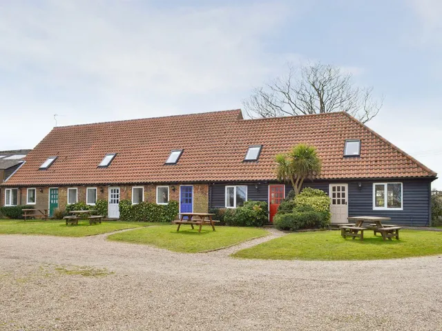 Reach Court Farm Cottages