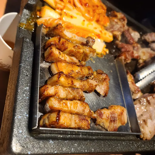 Hanam Dwaejijip Hakdong Branch