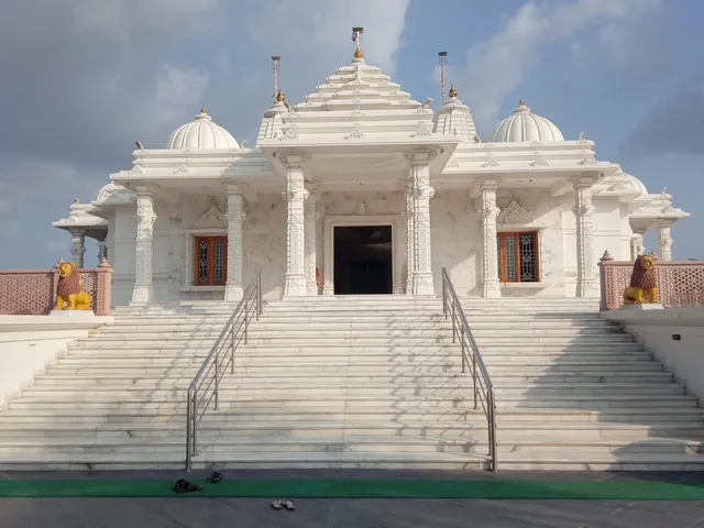Trimandir