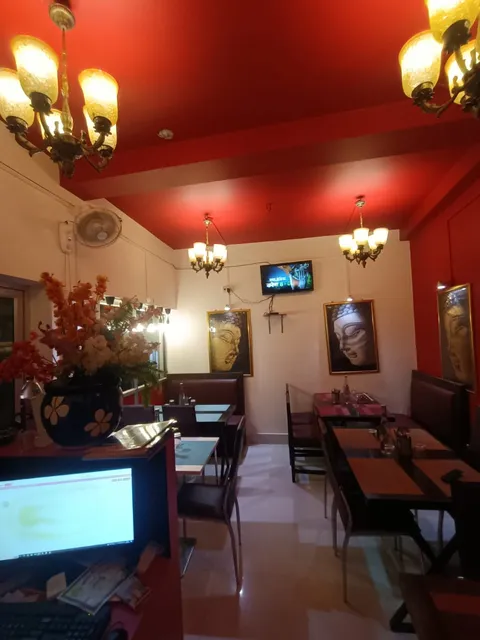 The New Buddha Restaurant