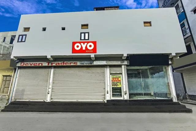 Flagship Paradise Residency Near Nawada Metro Station