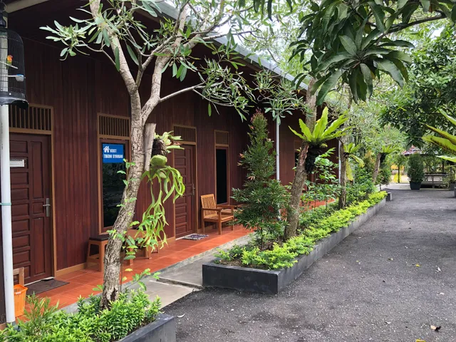 RedDoorz syariah near Pasar Raya Tanjung