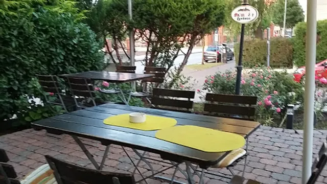 Krug zum grünen Kranze