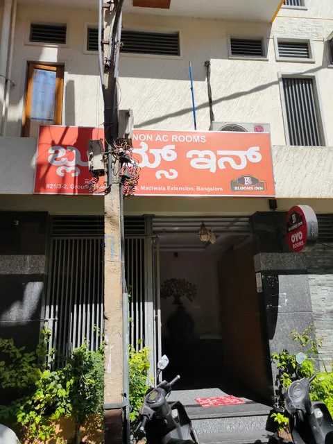 Hotel blooms Inn - Madiwala