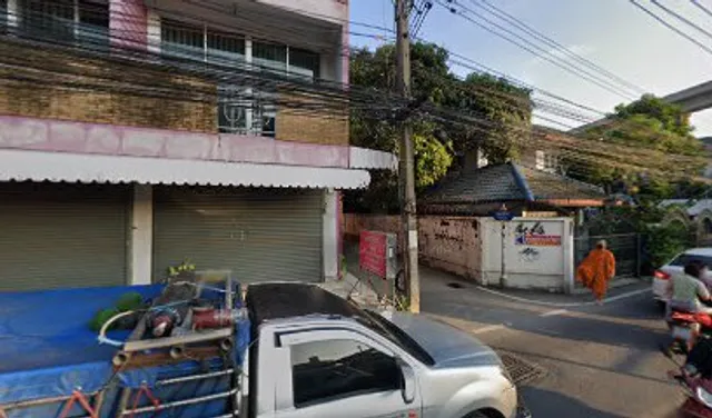 ร้านไก่ย่างวิเชียรบุรี