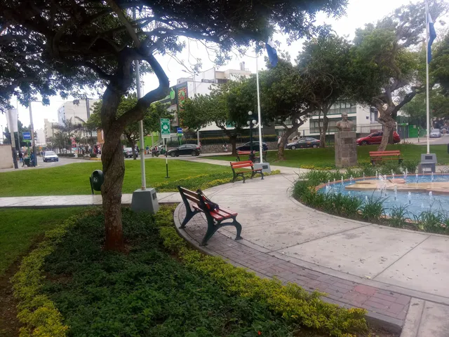 Central America Square