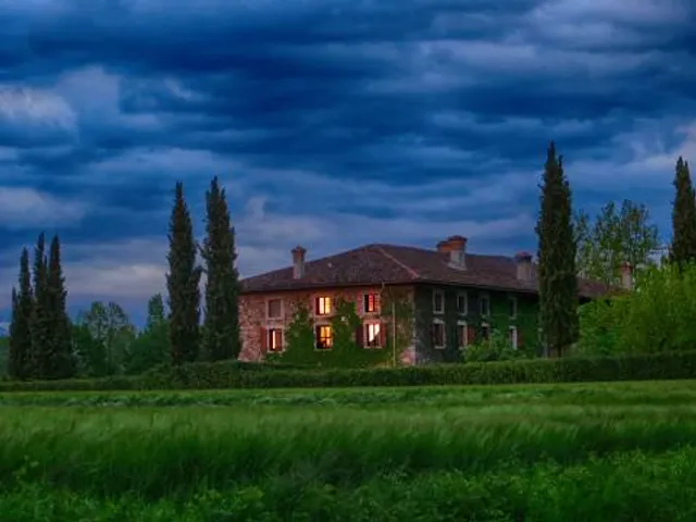 La Brunelde, casaforte d'Arcano