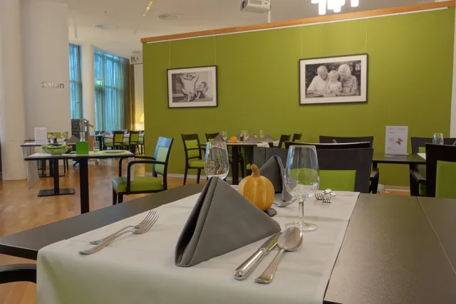 Le Bistro - Westside