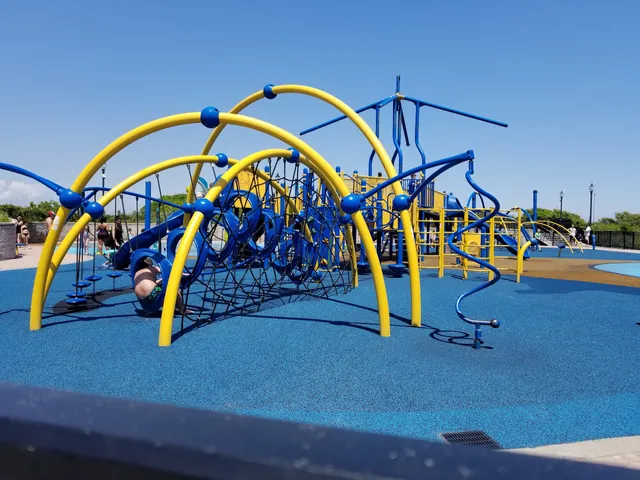 Tobay Beach Spray Park