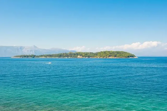 Corfu Pirate Ship Black Rose