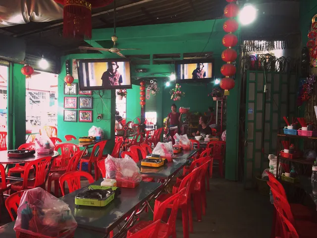 Phka Malis Soup & BBQ