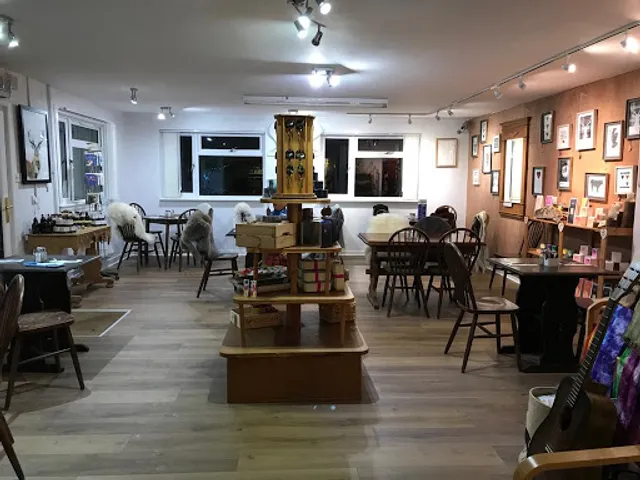 Jaggy Thistle Food Stop