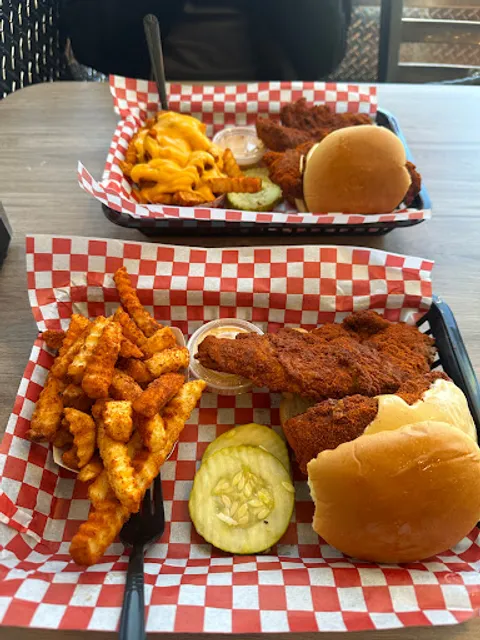 Slappin Chick - Hicksville