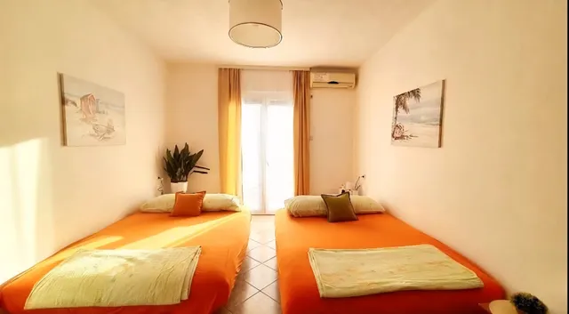 Studio Apartments Ana