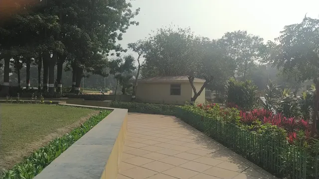 9 Number park Okhla