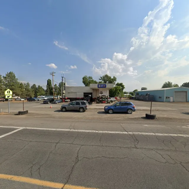 J & FHometown Repair Shop