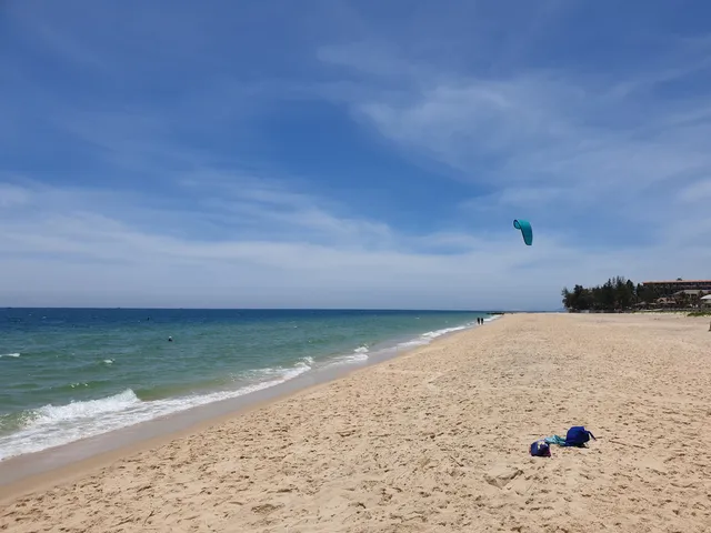 Bãi Biển Hàm Tiến