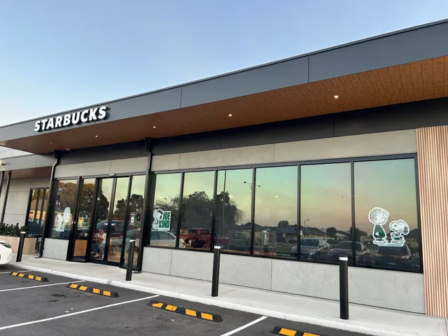 Starbucks Piara Waters