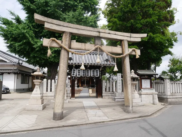 Fukaeinari Shrine