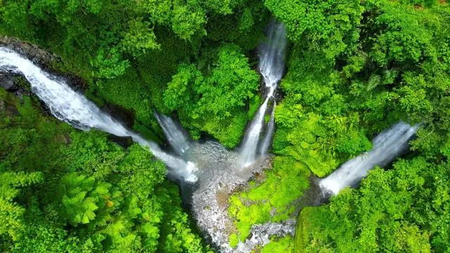 Fiji Waterfall Lemukih