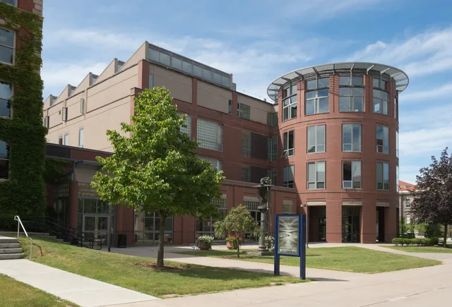 Syracuse University Art Museum