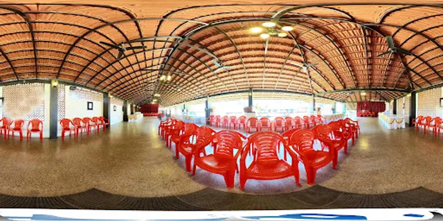 The Roost - Non vegetarian Family Restaurant