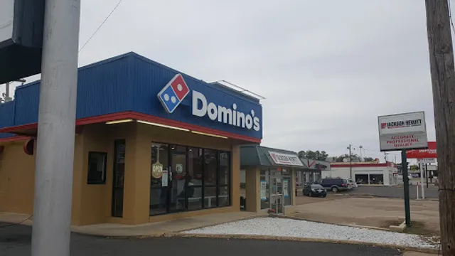 Domino's Pizza