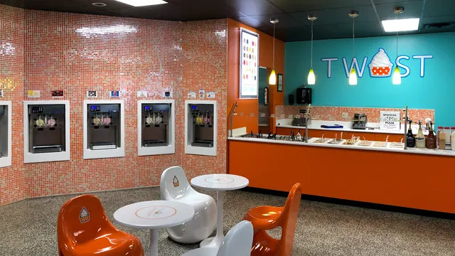 Twist Frozen Yogurt