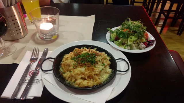 Gastronomie Grandl GmbH im Hallenduo im Neckarpark